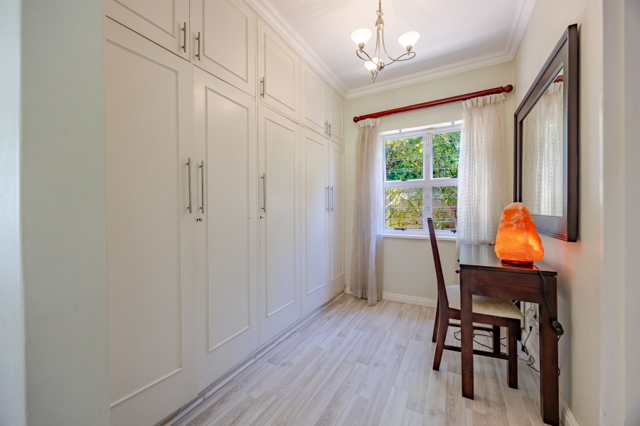 5 Bedroom Property for Sale in Kenilworth Upper Western Cape